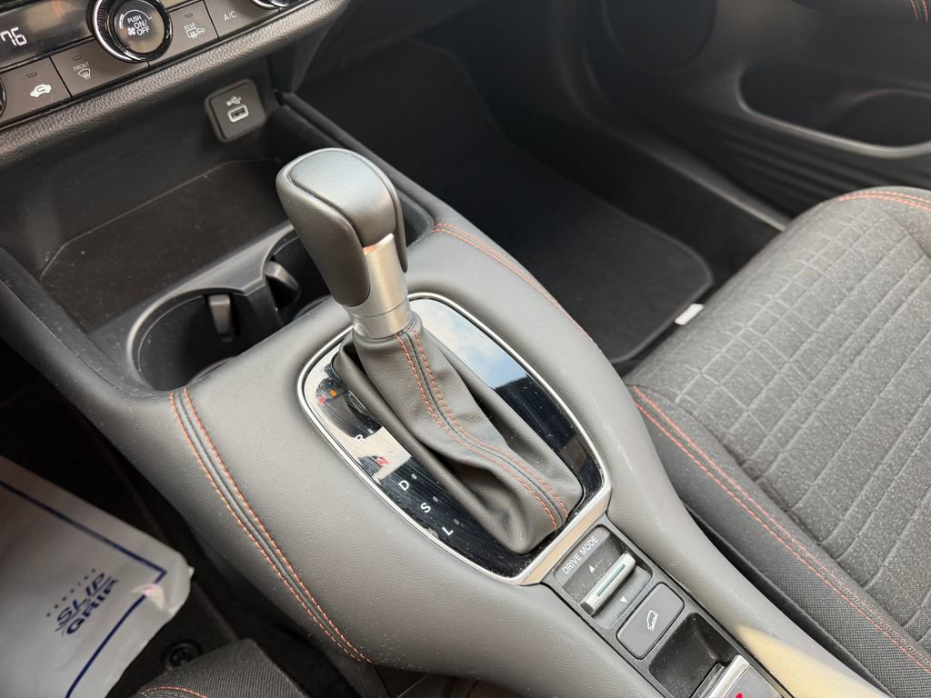 Used 2025 Honda HR-V Sport image 18