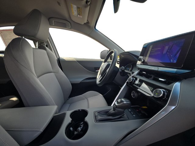 Certified 2024 Toyota Venza LE AWD/4WD image 16