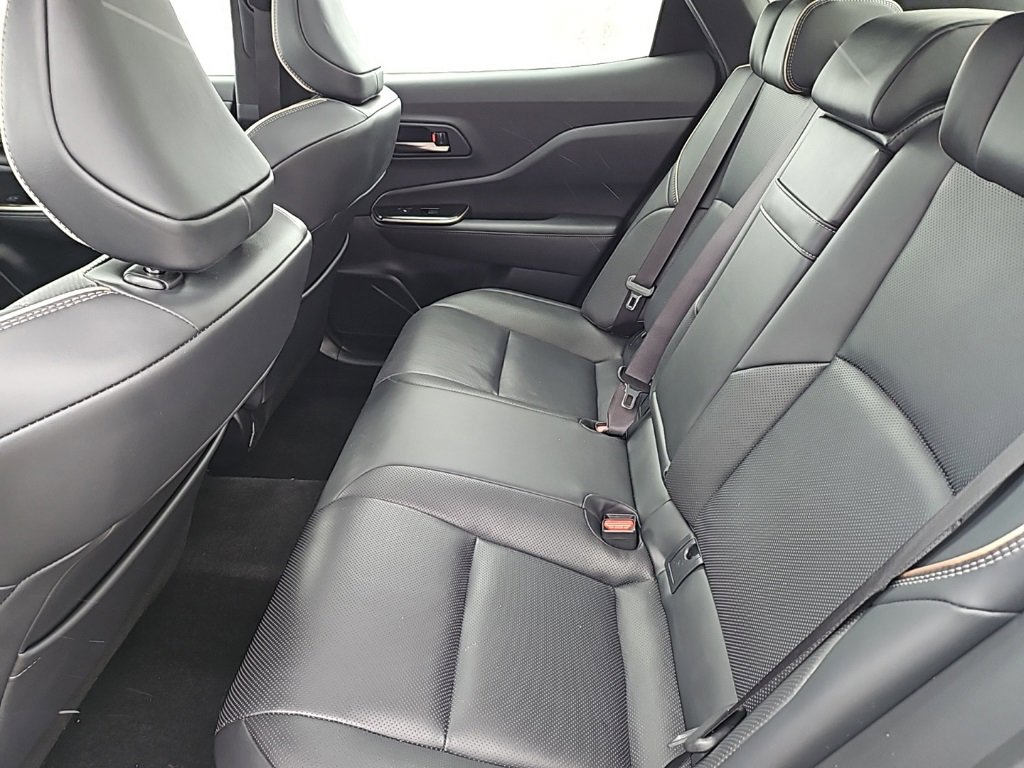 Used 2024 Toyota Crown Limited image 6