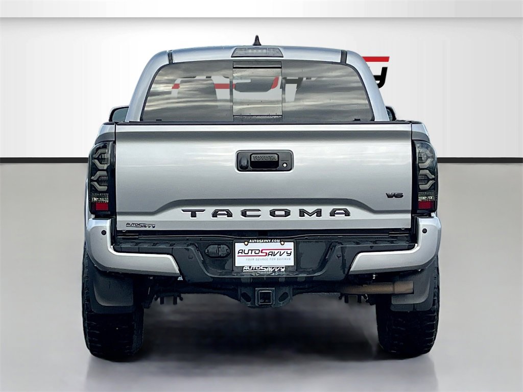 Used 2020 Toyota Tacoma TRD Sport w/ TRD Premium Sport Package image 6