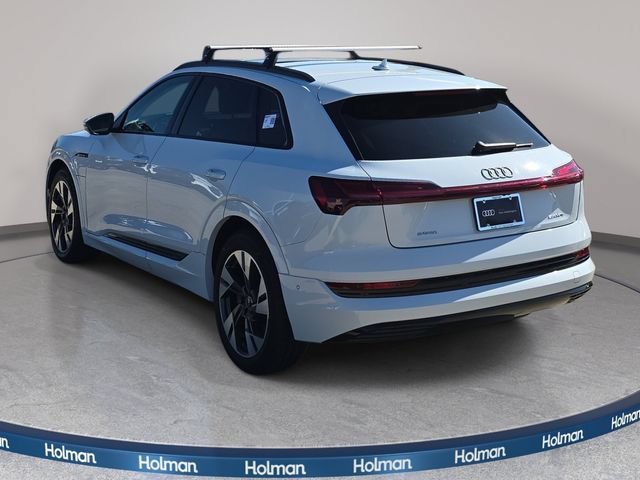 Used 2021 Audi e-tron Premium w/ Convenience Plus Package AWD/4WD image 8