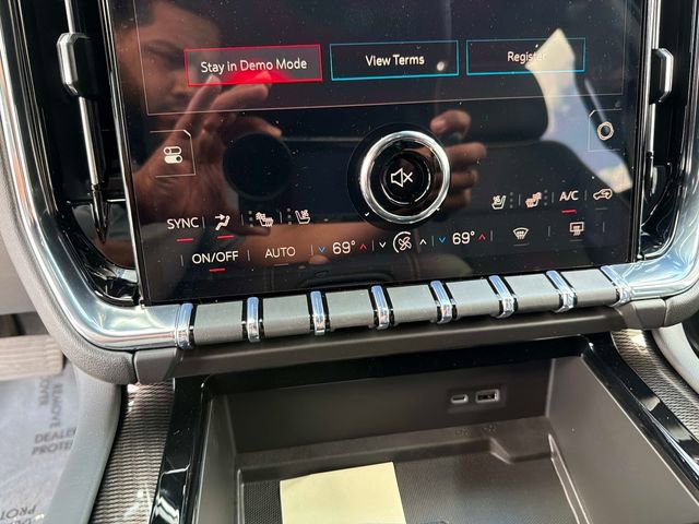 New 2026 GMC Yukon Elevation w/ Elevation Premium Package image 23