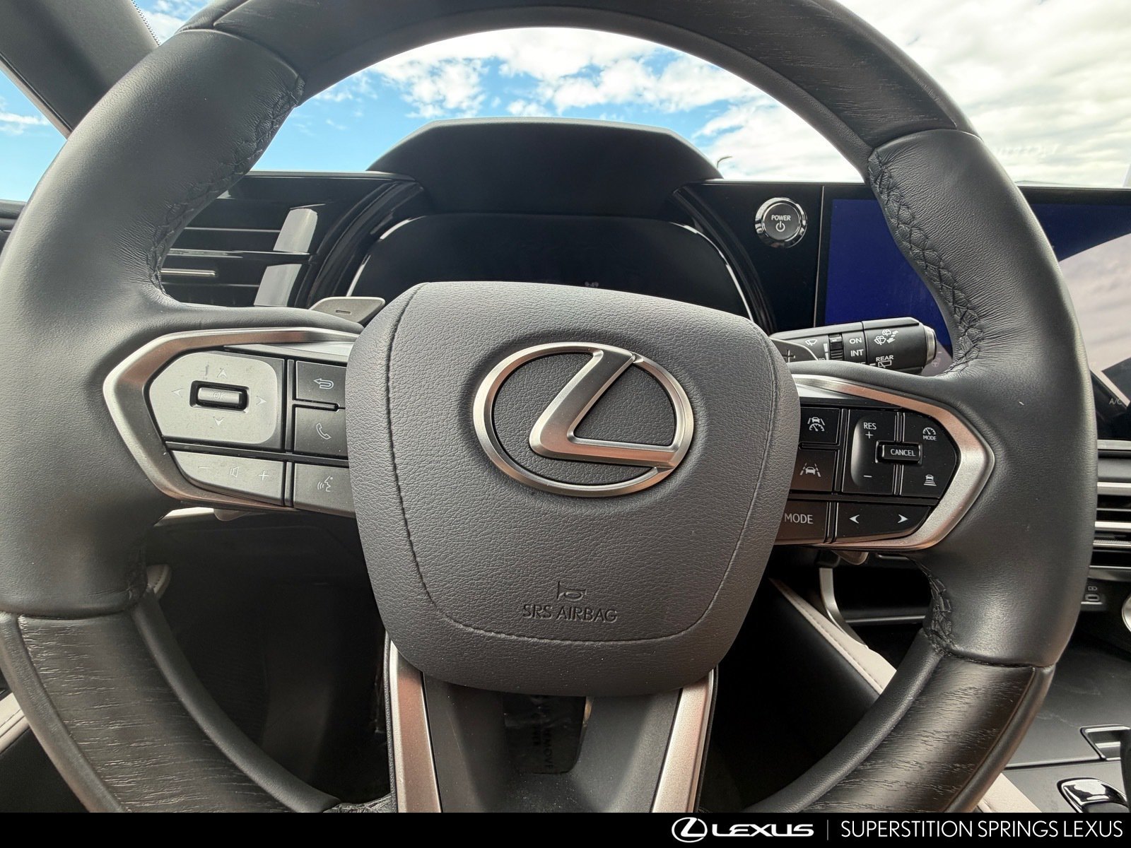 Used 2025 Lexus RX 350h w/ Convenience Package AWD/4WD image 19