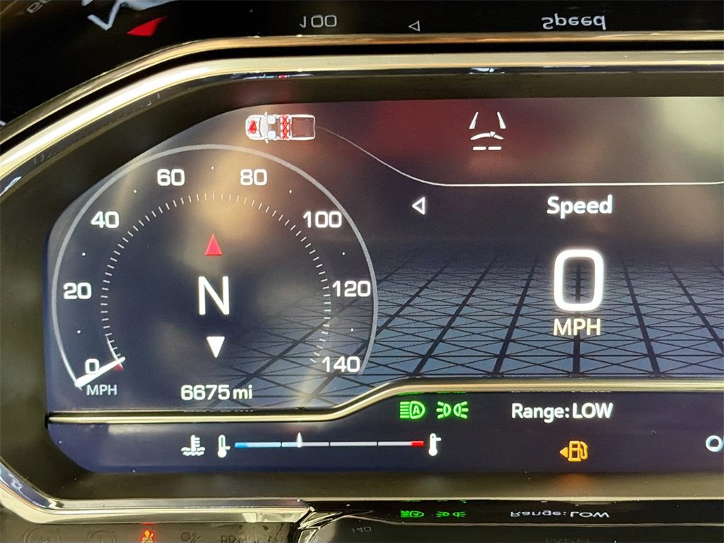 Used 2024 GMC Sierra 1500 Elevation w/ Preferred Package image 12