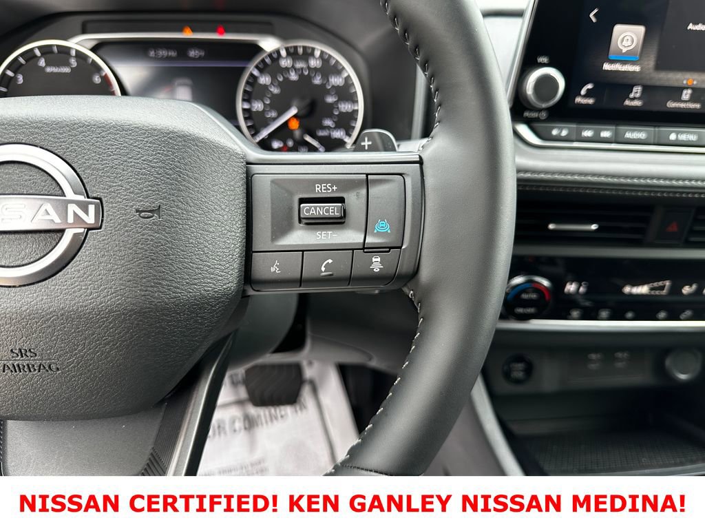 Certified 2026 Nissan Rogue SV AWD/4WD image 30