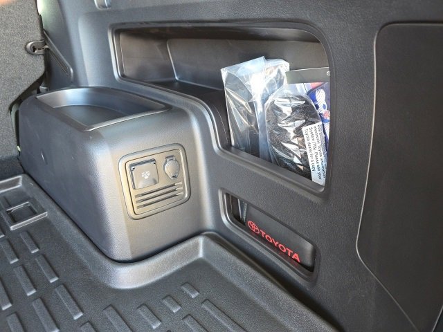 Used 2023 Toyota 4Runner SR5 Premium w/ Moonroof Package image 6