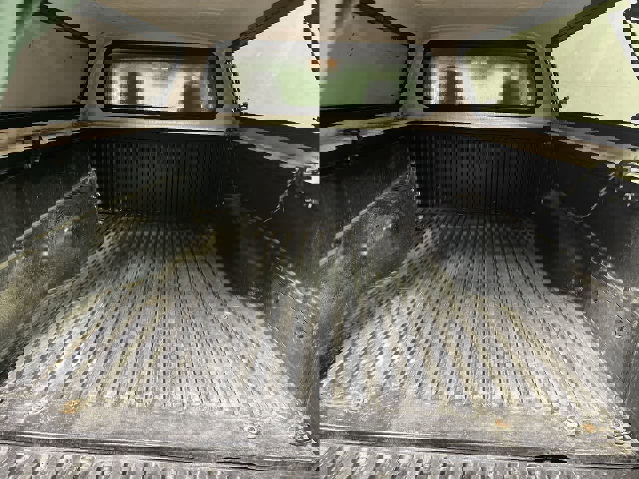 Used 2022 Toyota Tacoma SR image 28