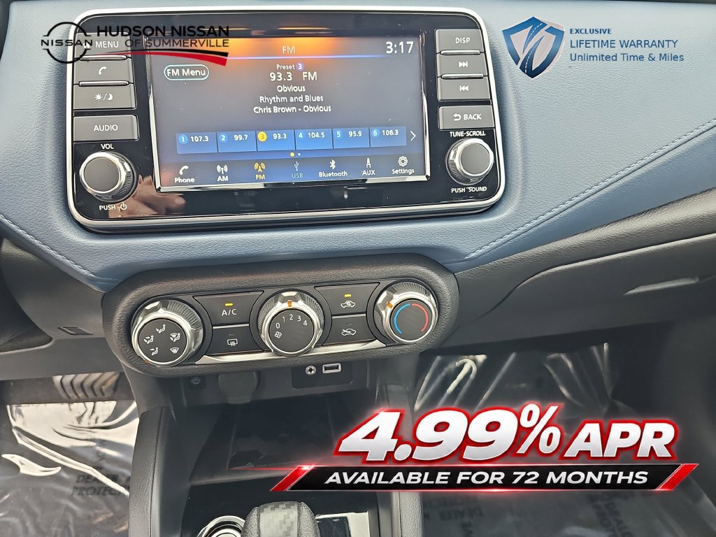 Used 2025 Nissan Versa SV w/ Trunk Package FWD image 21