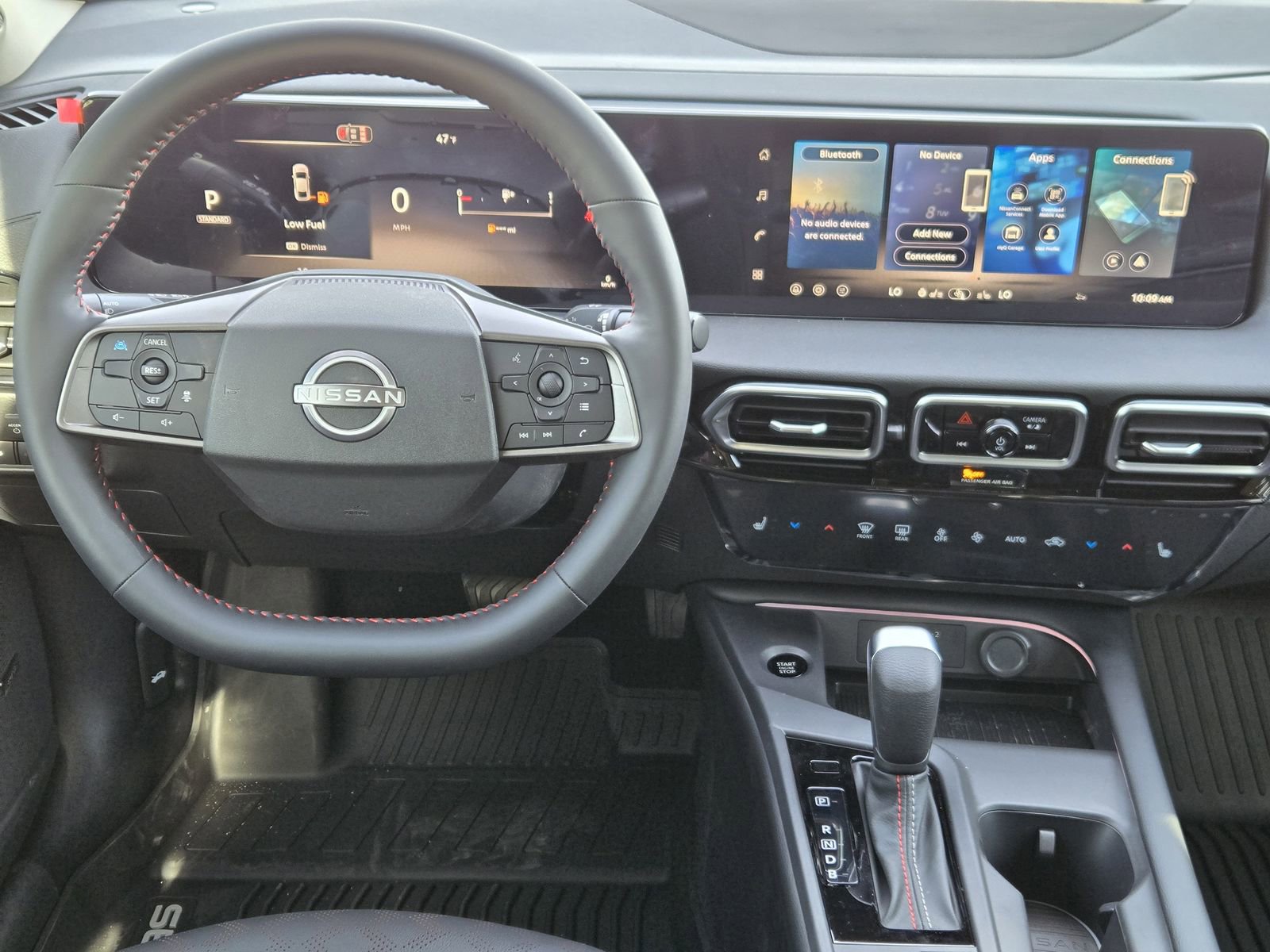 New 2026 Nissan Sentra SR FWD image 24