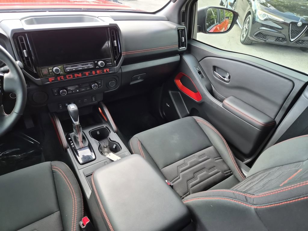 Certified 2025 Nissan Frontier Pro-X w/ Pro Convenience Package image 13