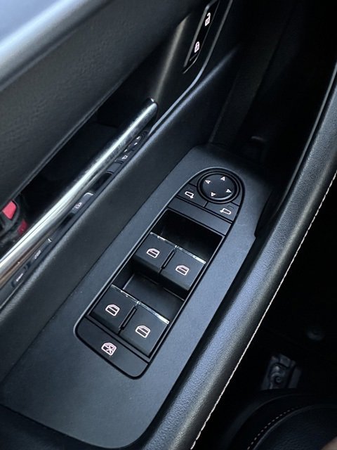 Used 2025 MAZDA CX-70 3.3 Turbo w/ Preferred Package image 18