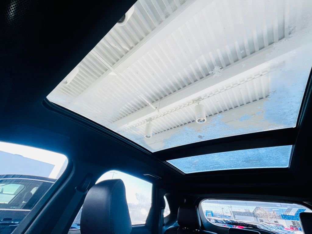 Used 2021 Ford Edge Titanium w/ Equipment Group 301A image 32