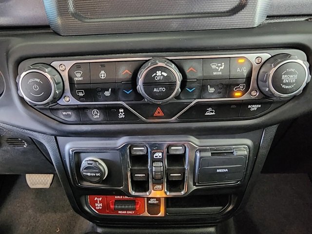 Used 2021 Jeep Gladiator Mojave w/ Cold Weather Group image 24