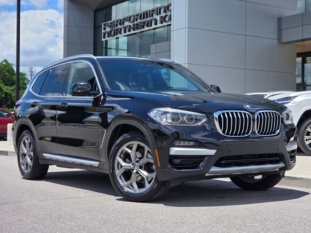 Used 2021 BMW X3 xDrive30i w/ Premium Package AWD/4WD image 2