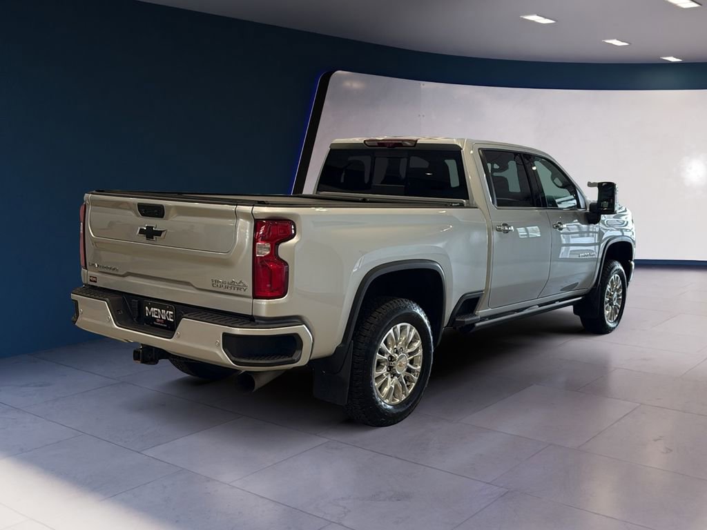 Used 2023 Chevrolet Silverado 2500 High Country w/ Z71 Off-Road Package AWD/4WD image 7