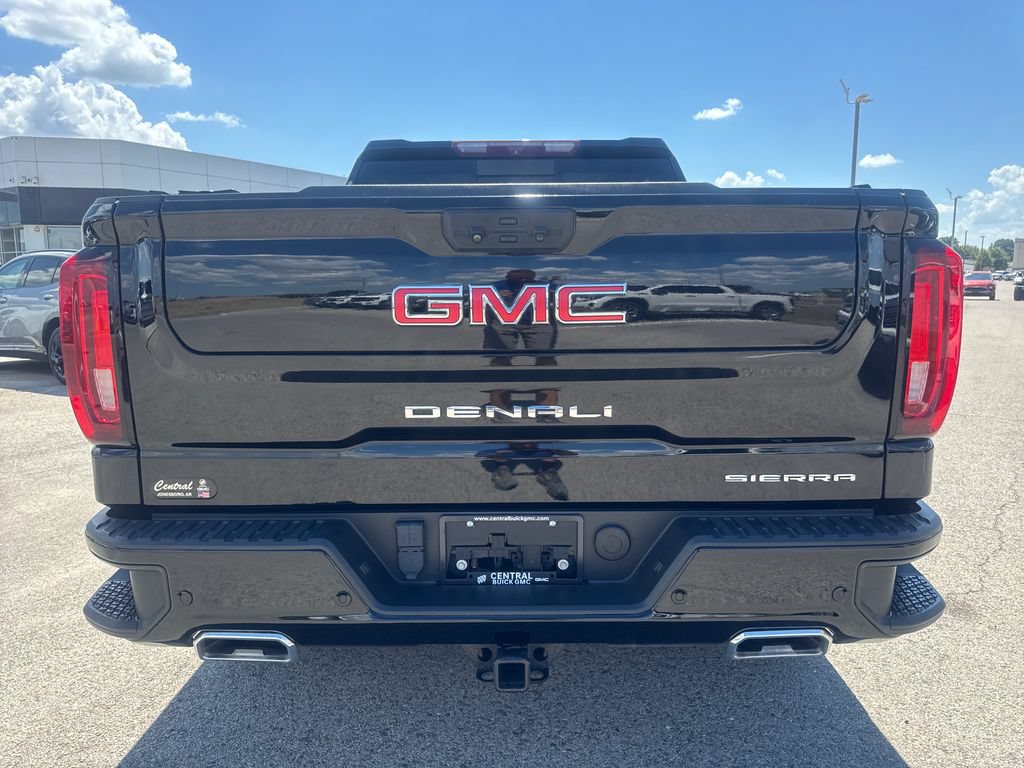 Used 2023 GMC Sierra 1500 Denali AWD/4WD image 5