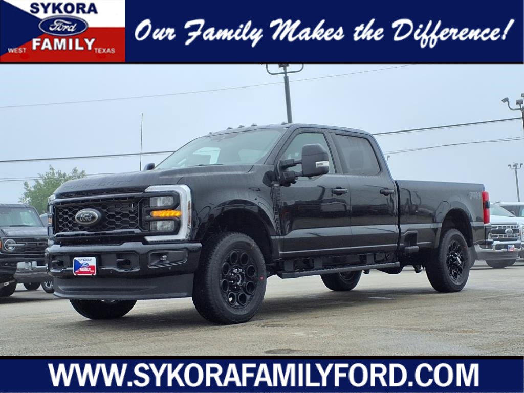 New 2025 Ford F350 Lariat w/ Lariat Ultimate Package