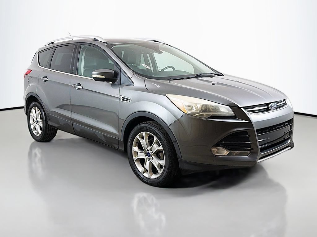 Used 2014 Ford Escape Titanium w/ Equipment Group 401A FWD image 2