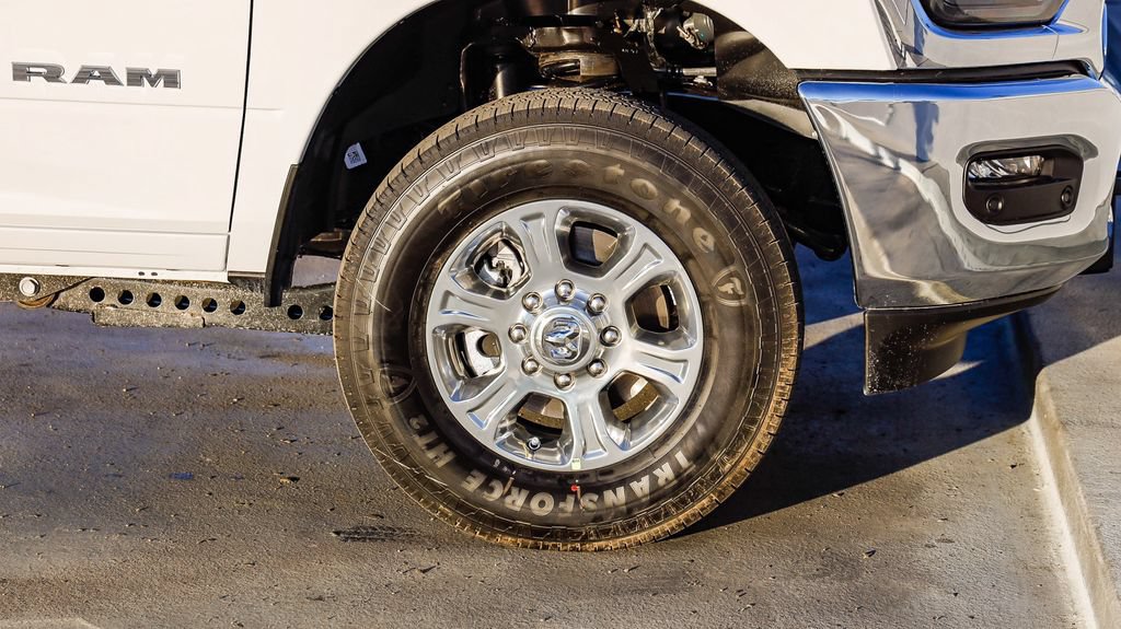 New 2026 RAM 3500 Big Horn AWD/4WD image 11