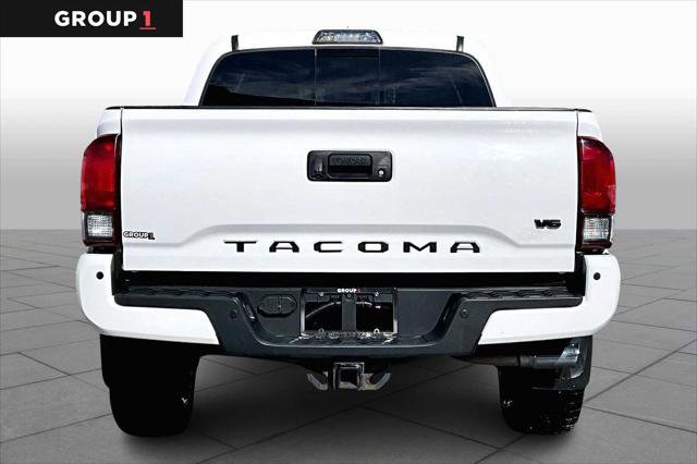 Certified 2018 Toyota Tacoma TRD Off-Road w/ Technology Package AWD/4WD image 5