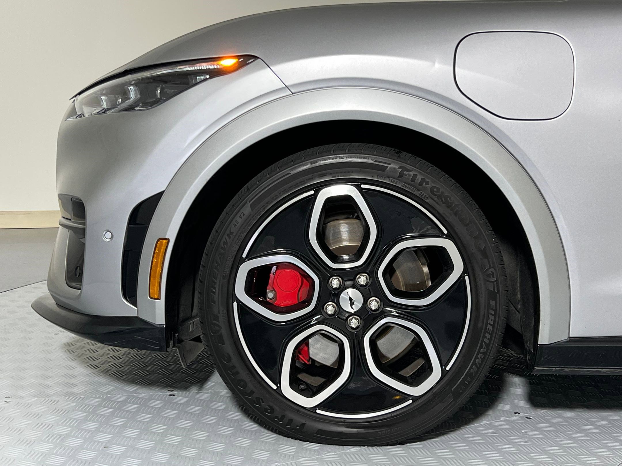 Used 2021 Ford Mustang Mach-E GT image 11