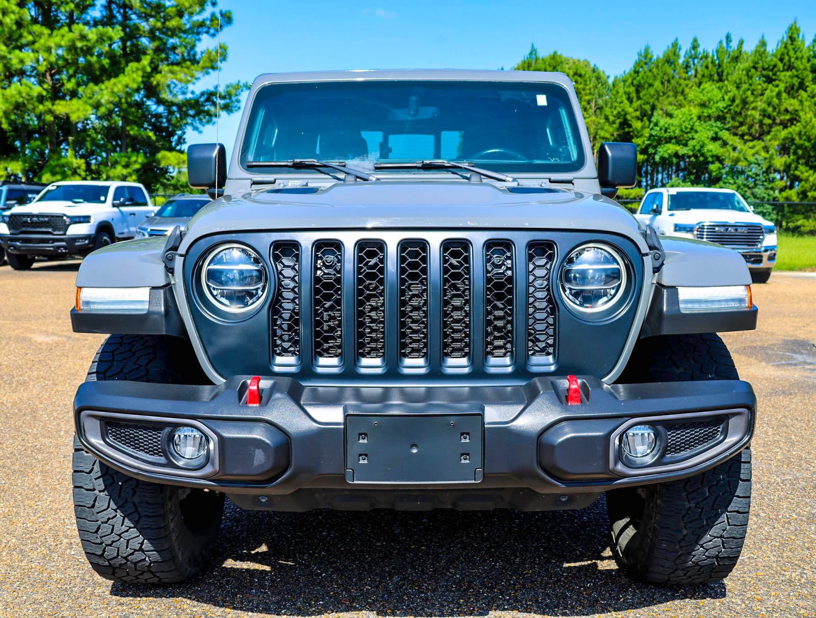 Used 2021 Jeep Gladiator Rubicon AWD/4WD image 3