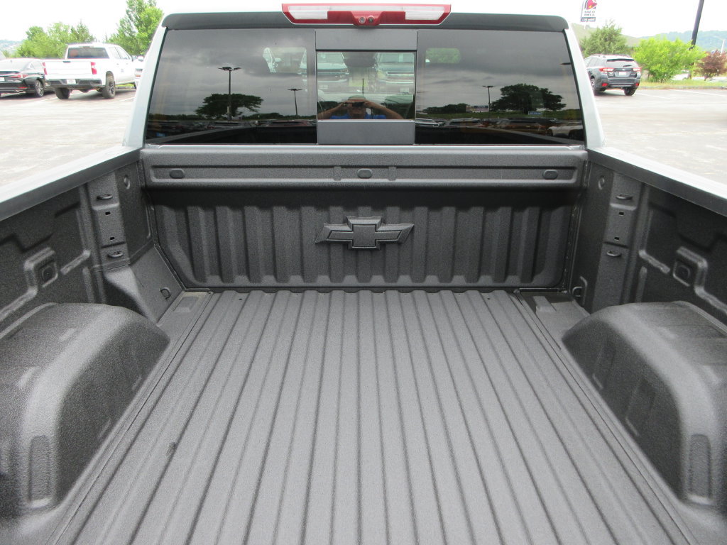 New 2026 Chevrolet Silverado 1500 High Country AWD/4WD image 12