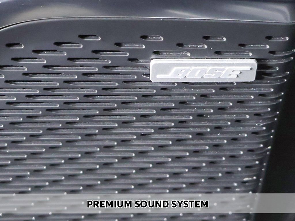 Used 2024 GMC Acadia Elevation image 3