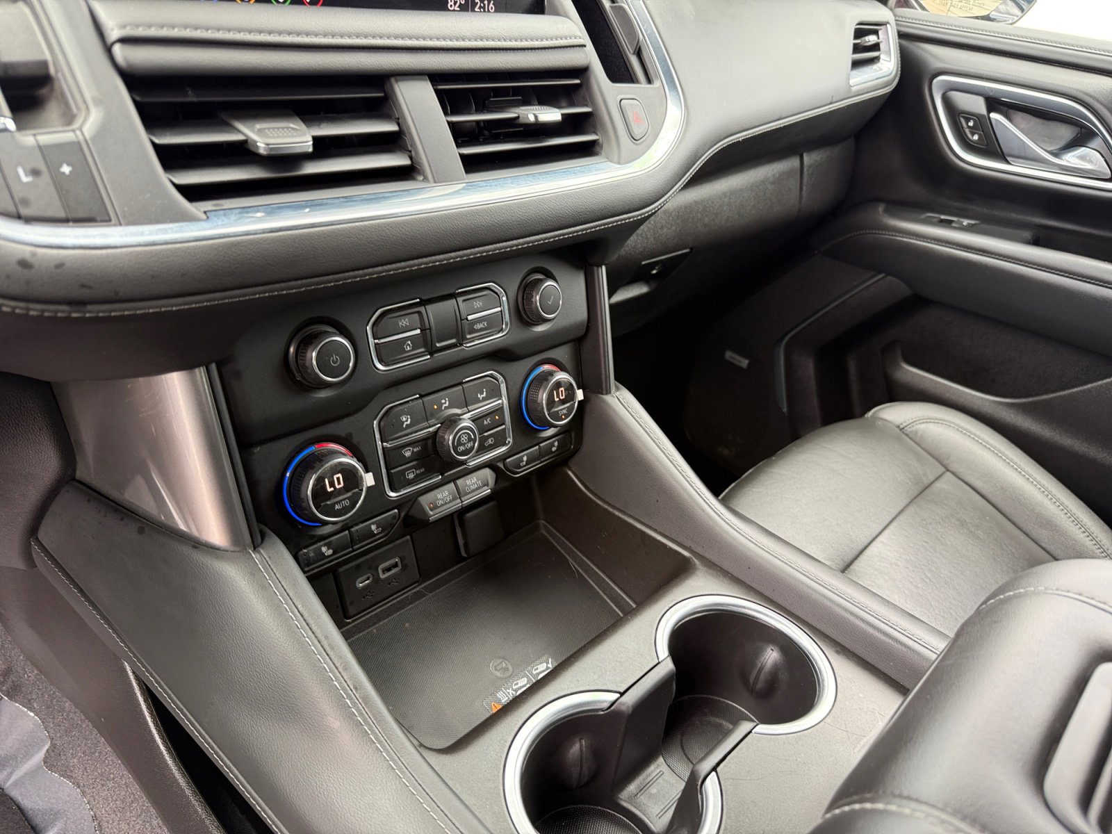 Used 2021 Chevrolet Tahoe Z71 w/ Z71 Off-Road Package image 13