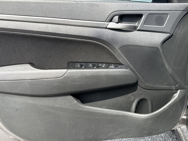 Used 2020 Hyundai Elantra Value Edition w/ Cargo Package (C1) image 10