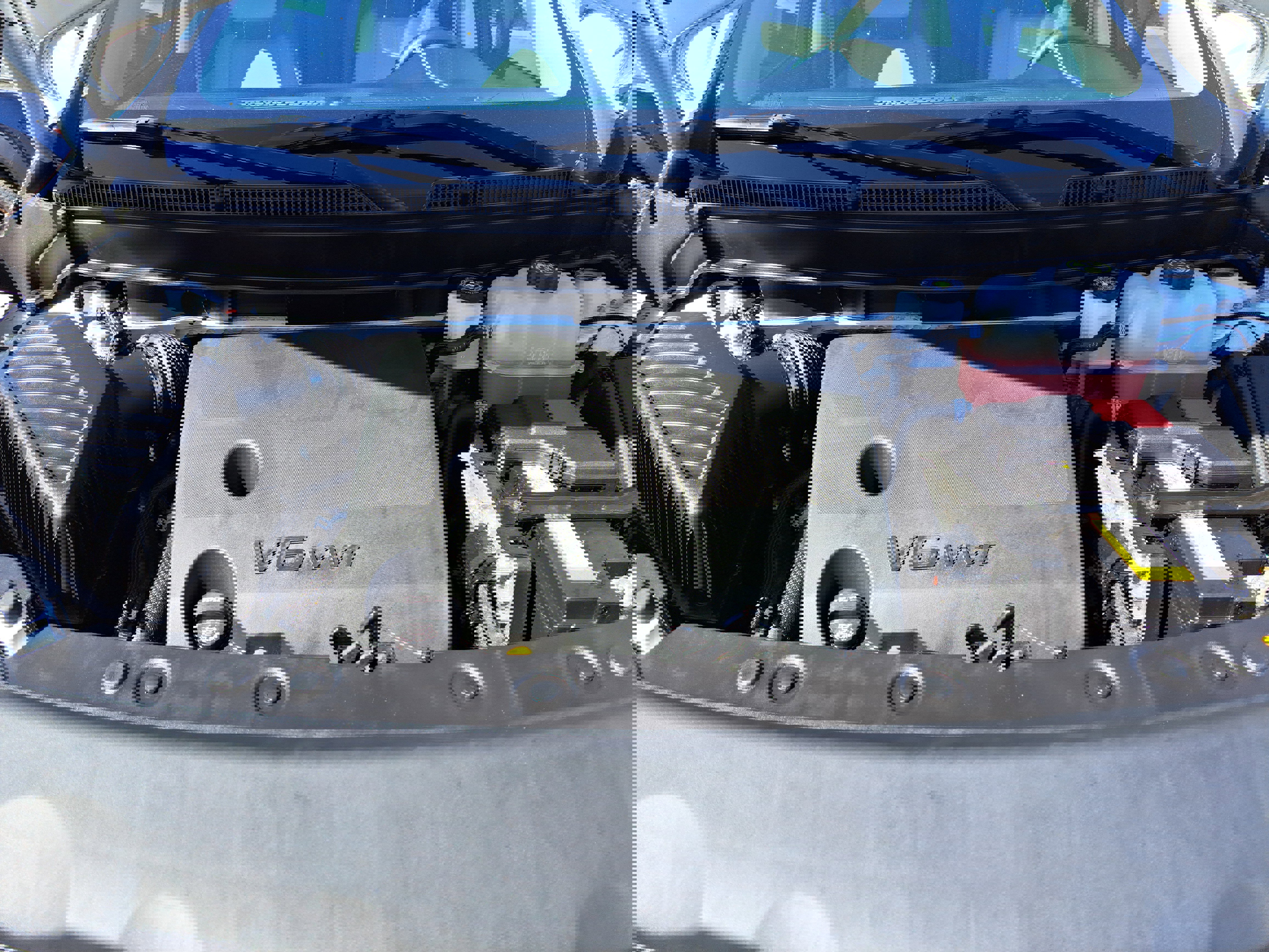 Used 2024 Buick Enclave Essence w/ Technology Package image 19