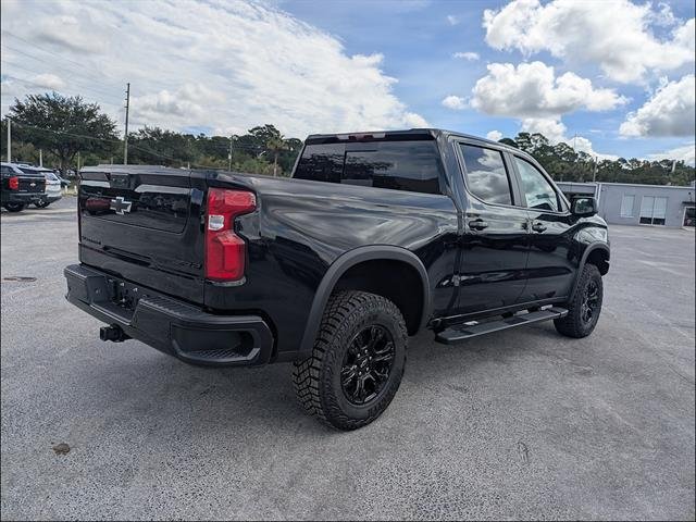 New 2026 Chevrolet Silverado 1500 ZR2 w/ LPO, Dark Essentials Package AWD/4WD image 8
