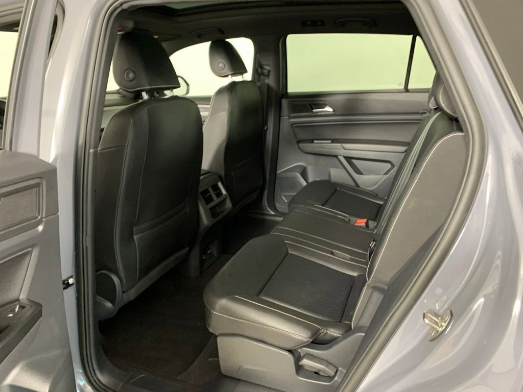 Used 2020 Volkswagen Atlas Cross Sport SE AWD/4WD image 31