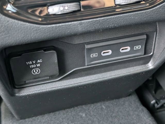 New 2026 Jeep Grand Cherokee Altitude RWD image 24