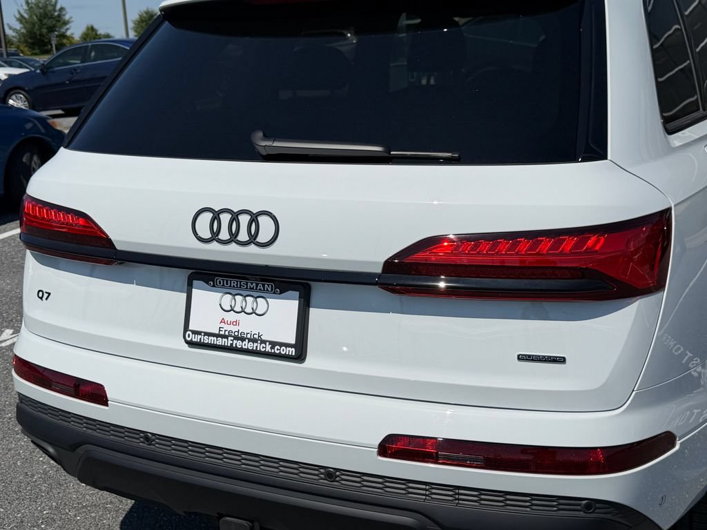 New 2026 Audi Q7 3.0T Premium Plus AWD/4WD image 5