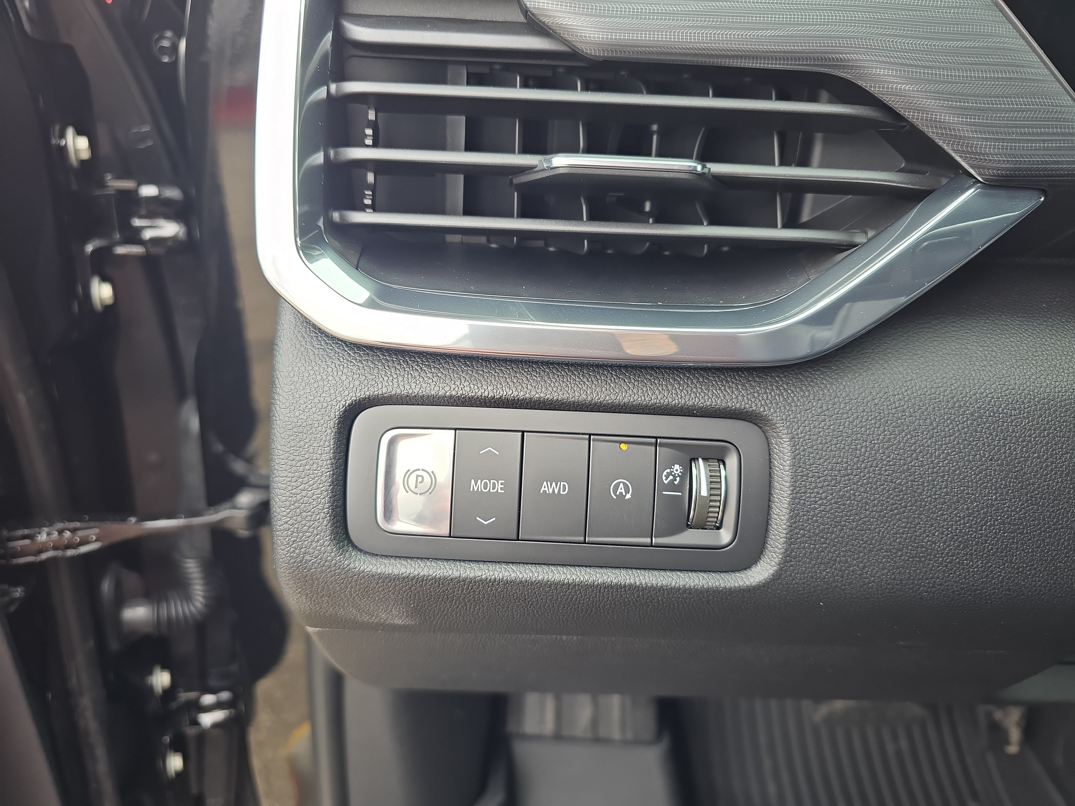 New 2026 GMC Acadia Elevation AWD/4WD image 23
