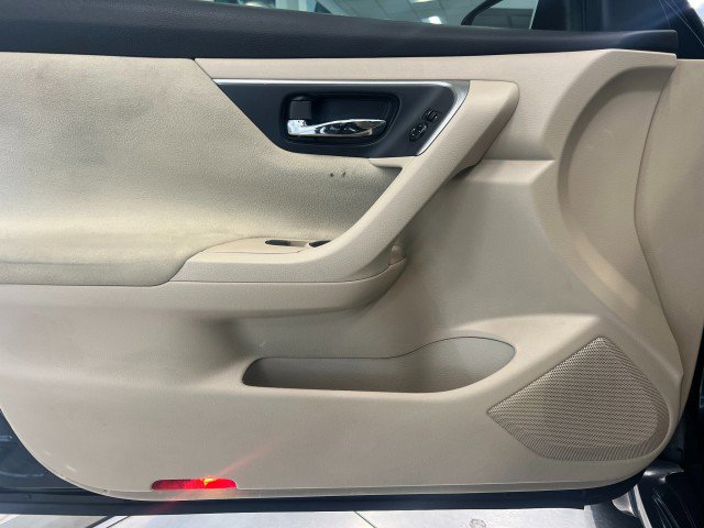 Used 2015 Nissan Altima 2.5 S w/ Power Driver Seat Package FWD image 12
