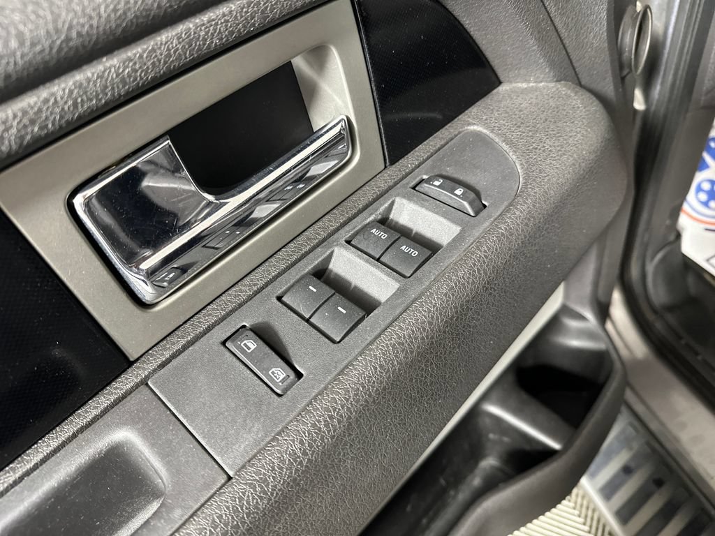 Used 2012 Ford F150 FX4 w/ FX Luxury Pkg AWD/4WD image 19