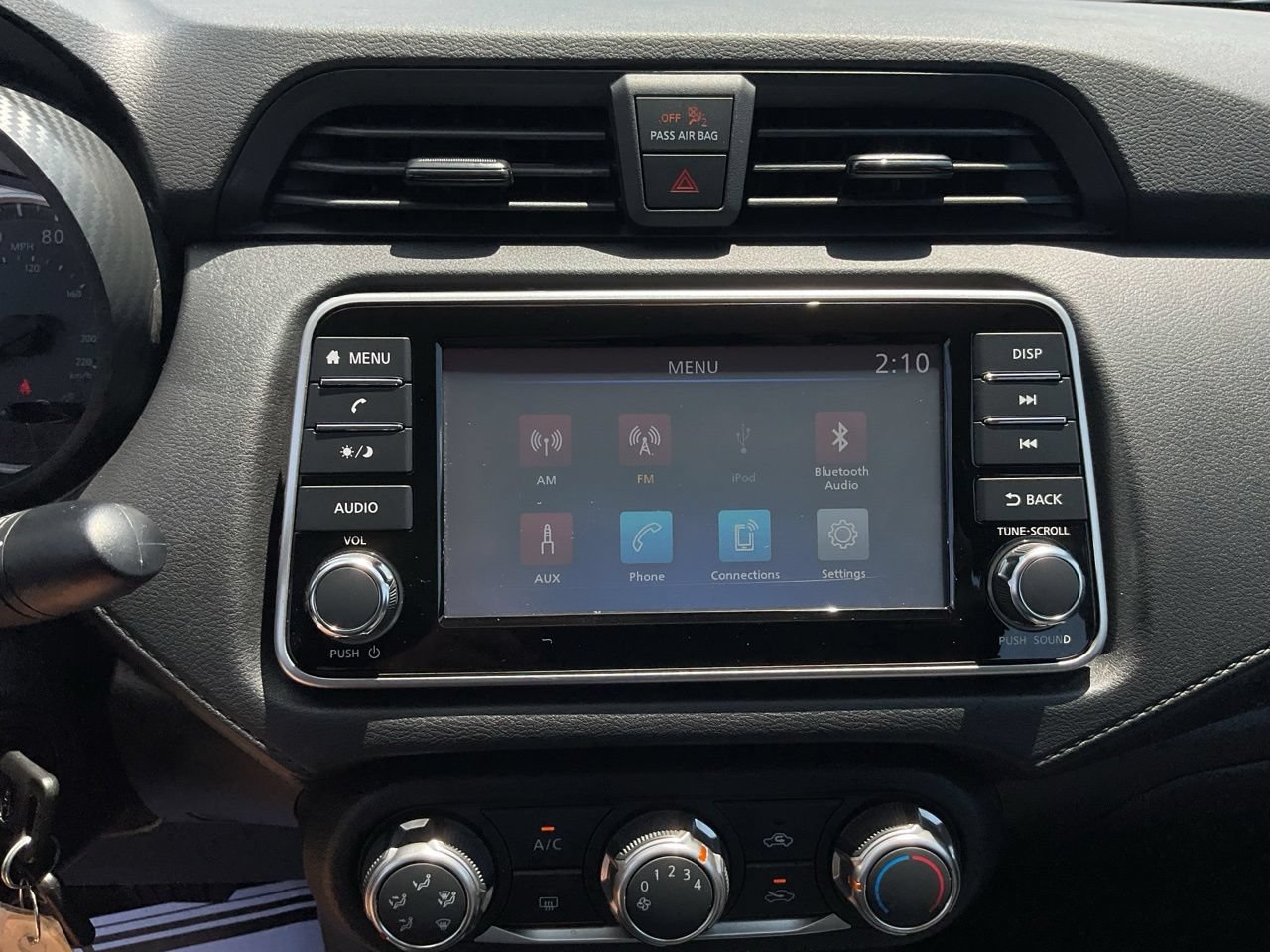 Used 2025 Nissan Versa S w/ Trunk Package FWD image 30