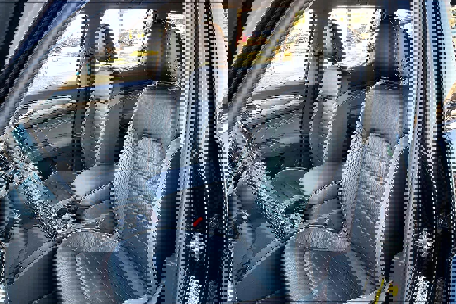 Used 2022 Volkswagen Atlas SEL Premium image 9