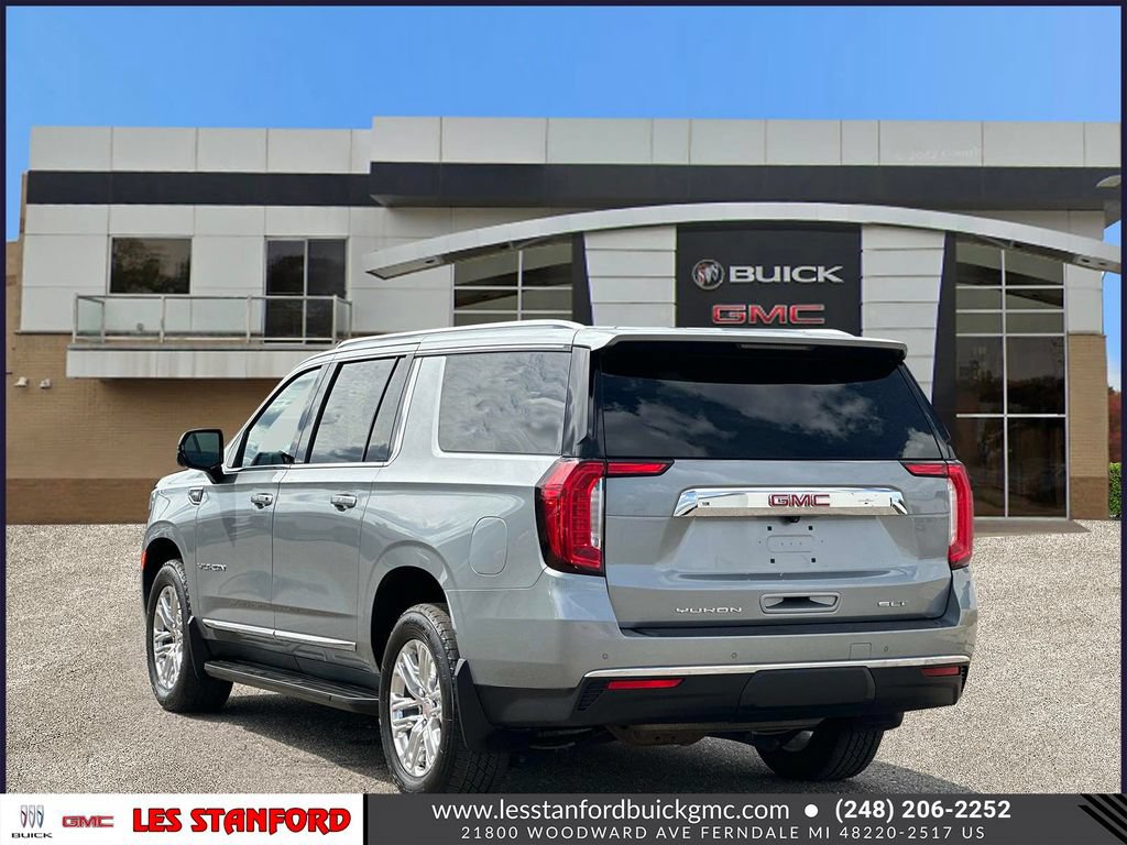 Certified 2024 GMC Yukon XL SLT w/ SLT Luxury Package AWD/4WD image 4
