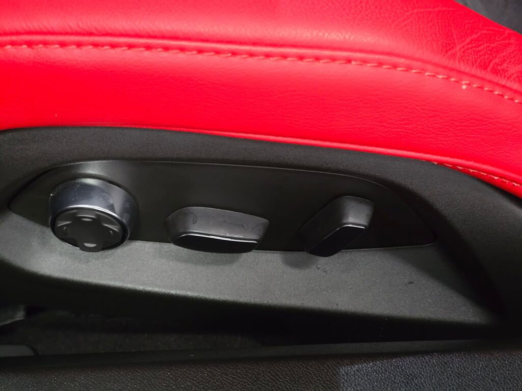 Used 2024 Chevrolet Corvette Stingray image 34