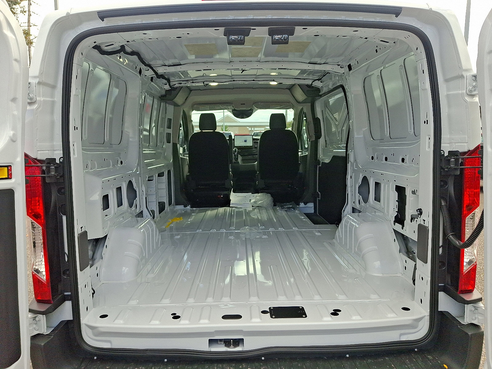New 2026 Ford Transit 150 Low Roof image 20