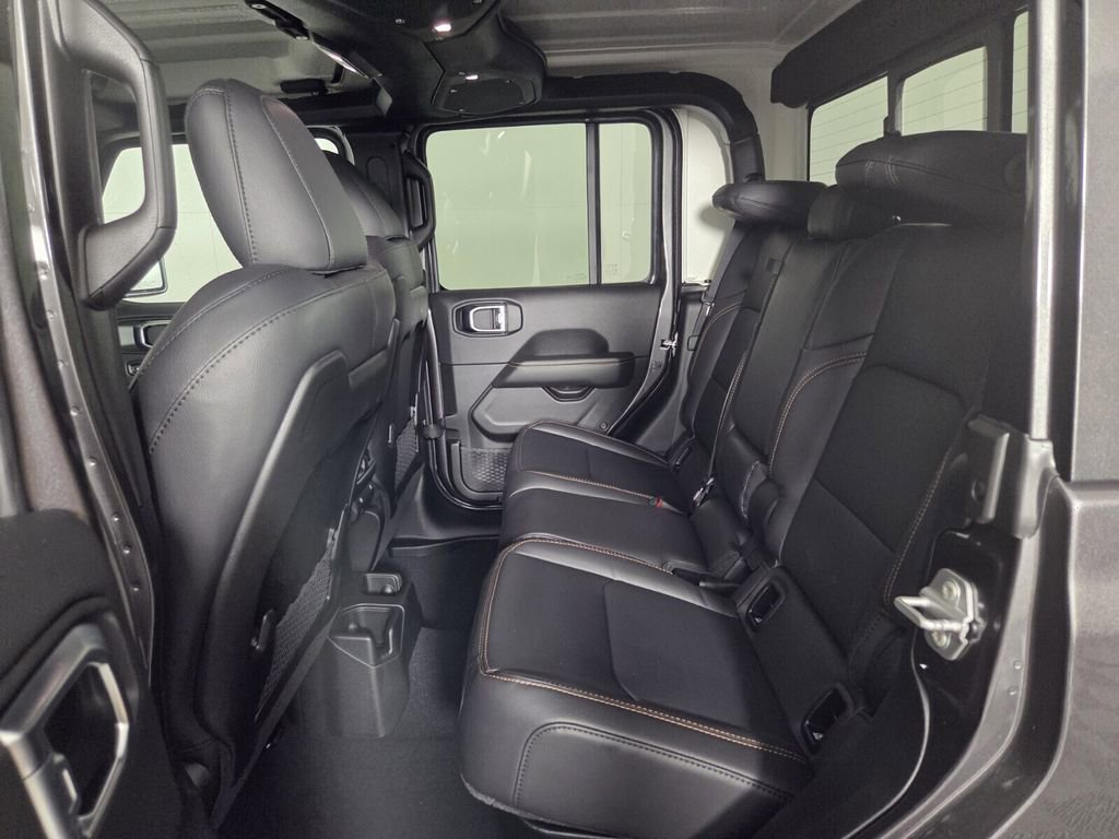 New 2026 Jeep Gladiator Sport AWD/4WD image 17