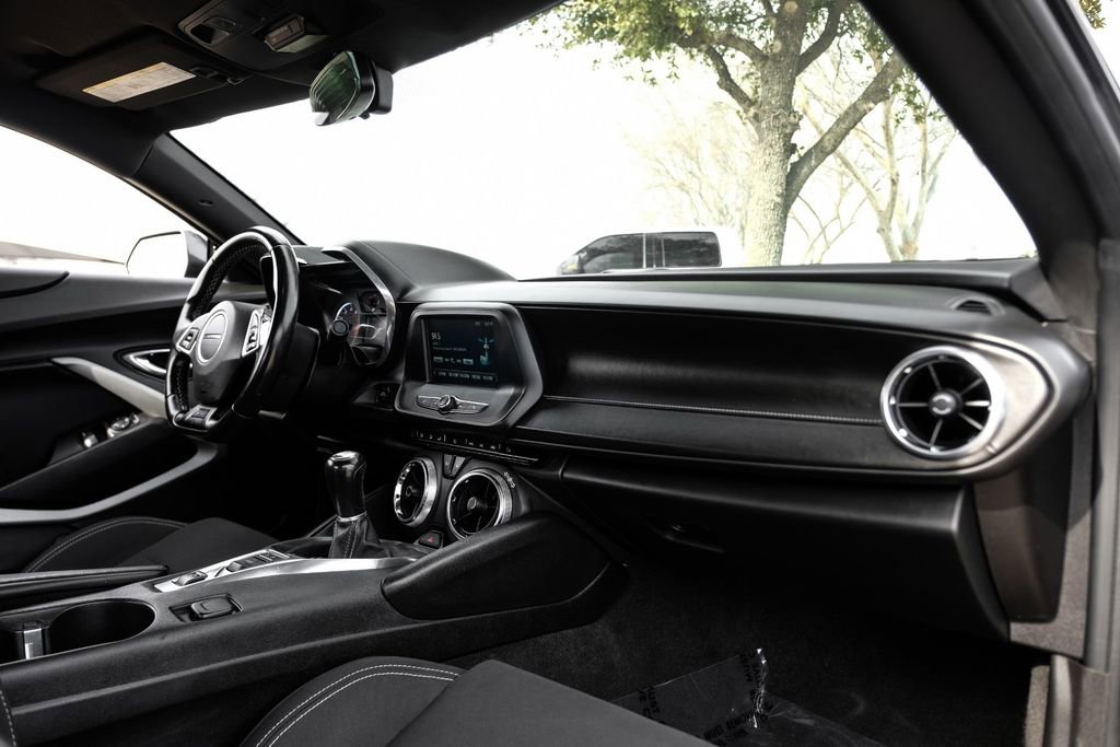 Used 2017 Chevrolet Camaro LS image 9