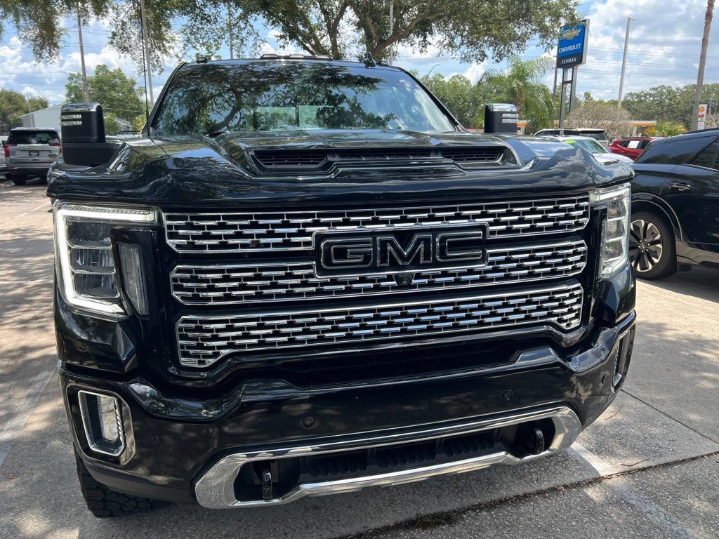 Used 2021 GMC Sierra 2500 Denali w/ Denali Ultimate Package AWD/4WD image 3