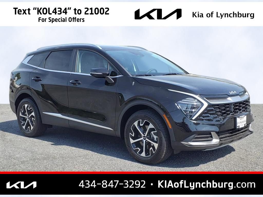 New 2025 Kia Sportage EX