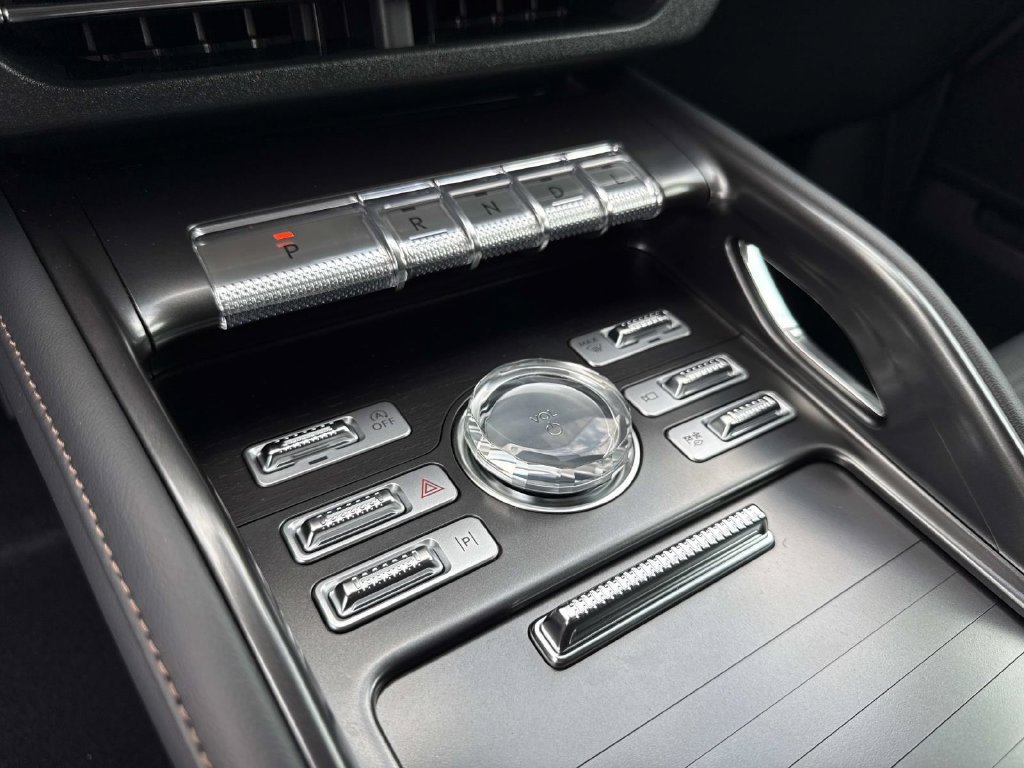 New 2026 Lincoln Nautilus Reserve w/ Jet Appearance Package AWD/4WD image 29