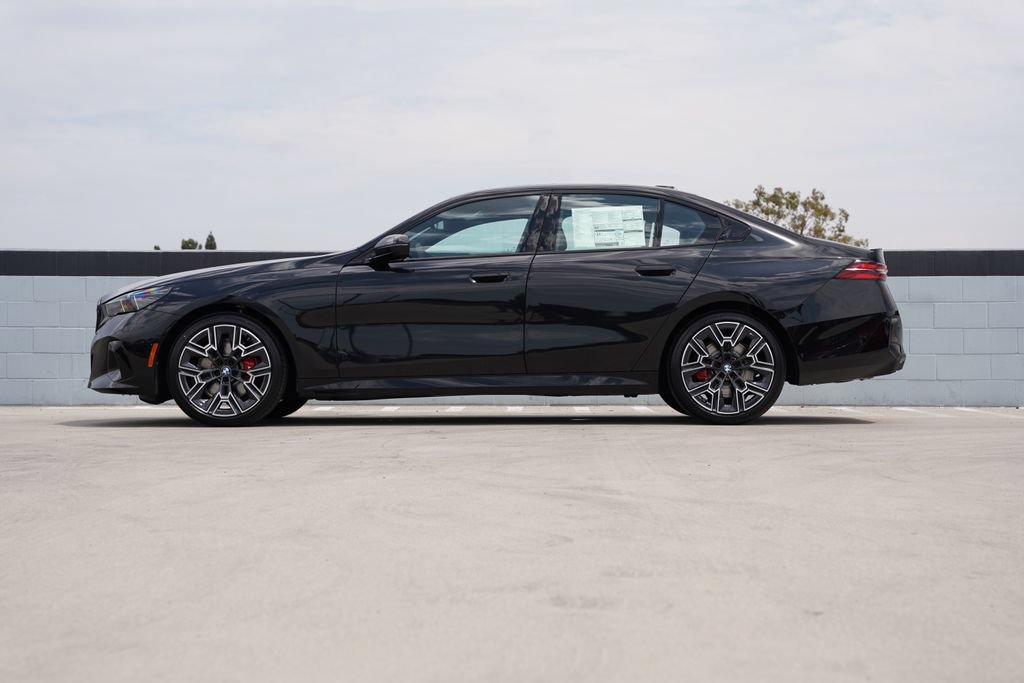 New 2027 BMW 530i w/ M Sport Package RWD image 4