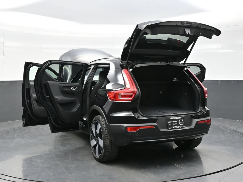 Used 2023 Volvo XC40 Recharge Ultimate w/ Protection Package Premier AWD/4WD image 45
